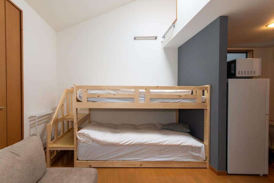 bunk bed