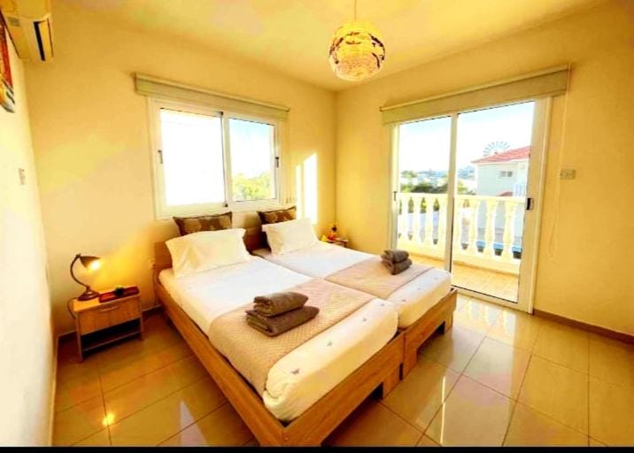 Flamingo Blu villa Nissi beach front villa Villa in Sotira