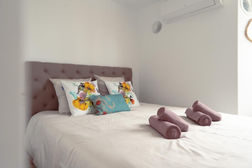 ZENIA Family Villa! Pool & Rooftop House in Vega Baja del Segura