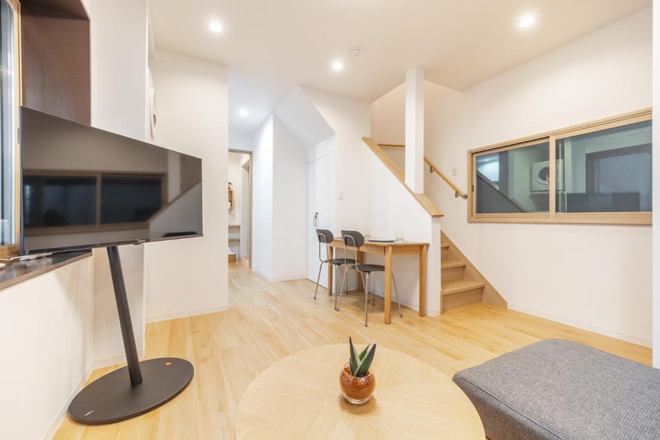 TV and multimedia, Living room, Dining area