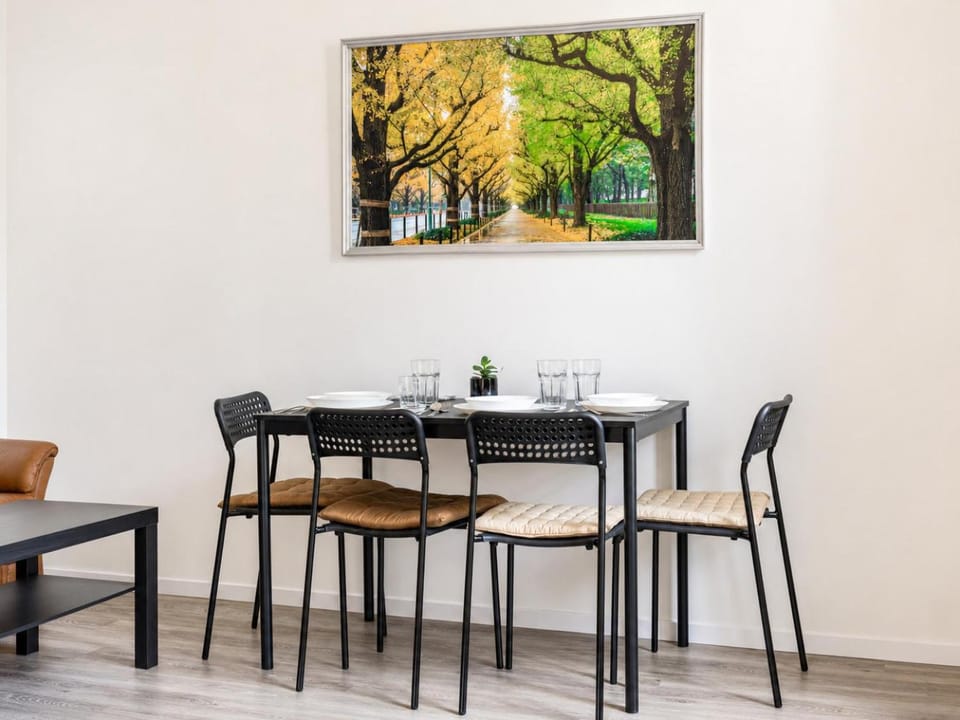 Property building, Seating area, Dining area