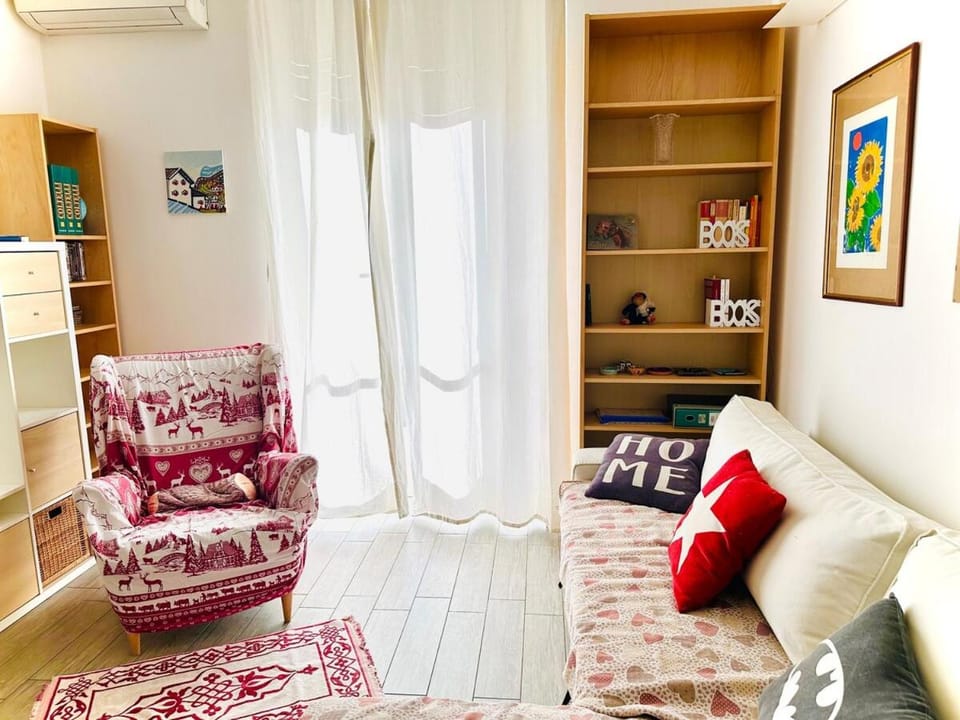 Living room, air conditioner