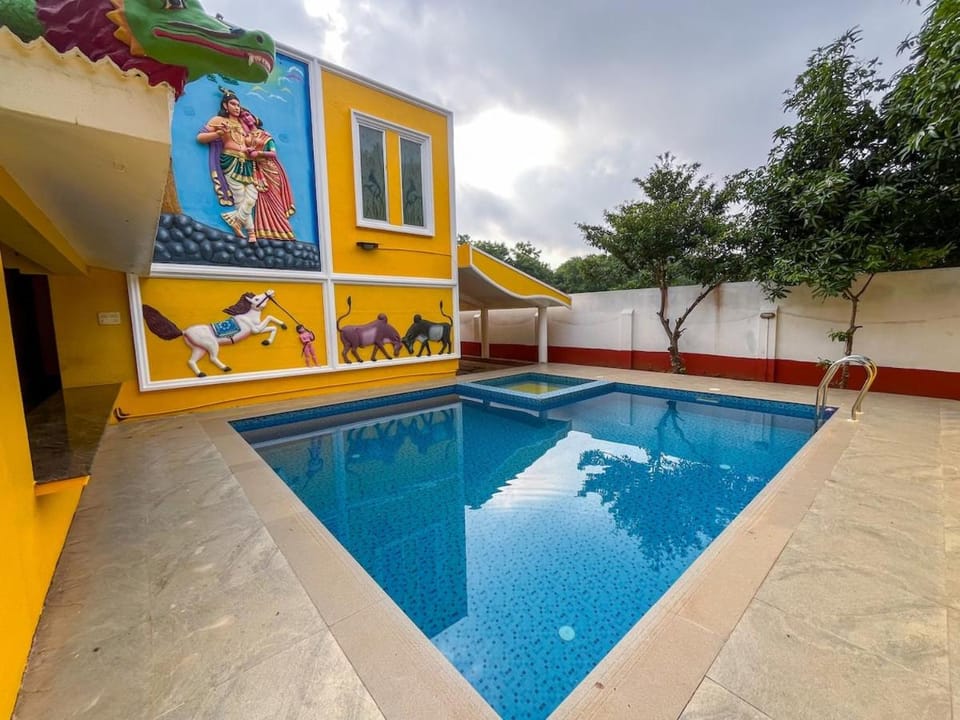 Property building, Pool view, Swimming pool