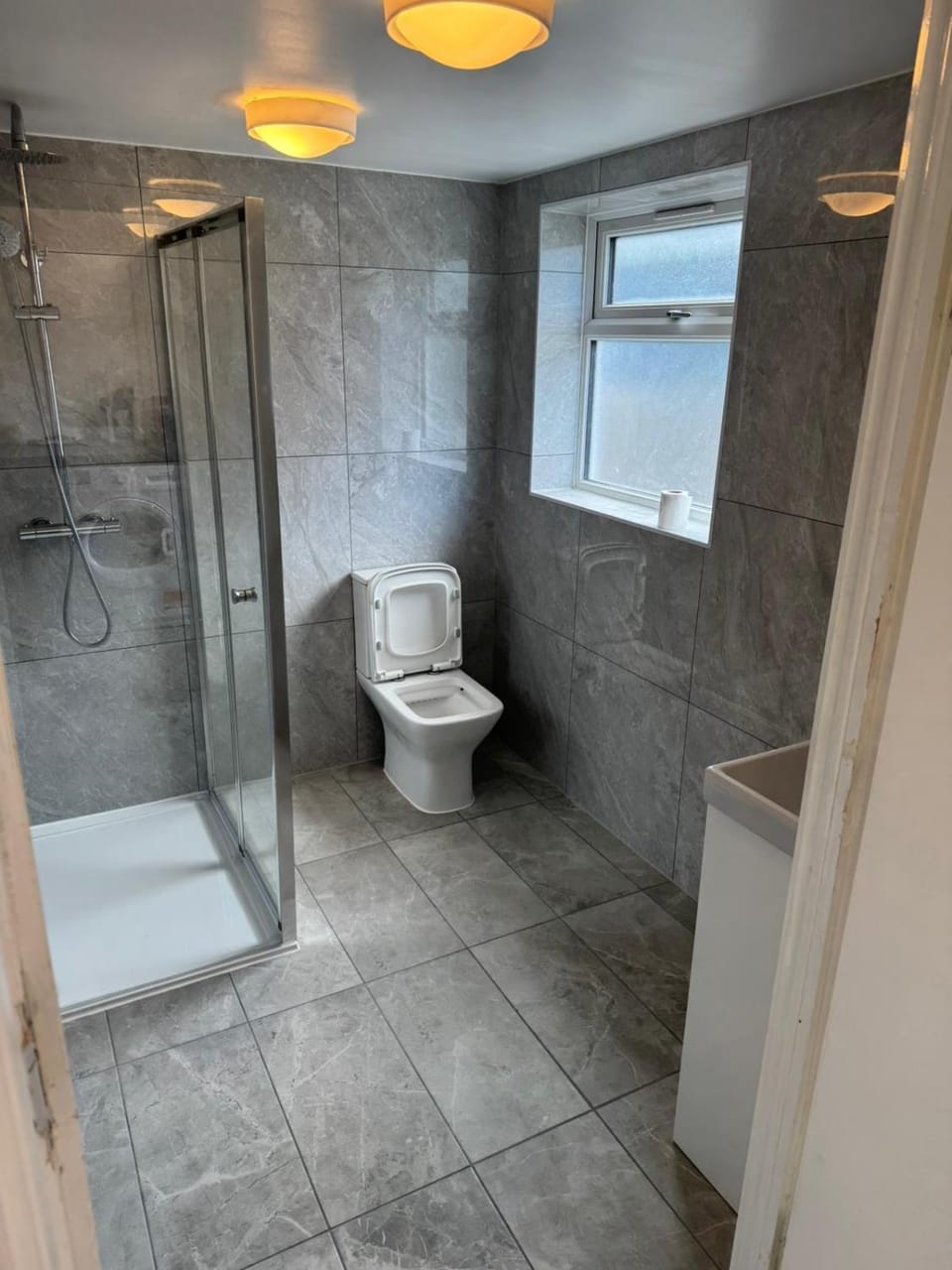 Charming 3 Bed Home Stay Villa in London