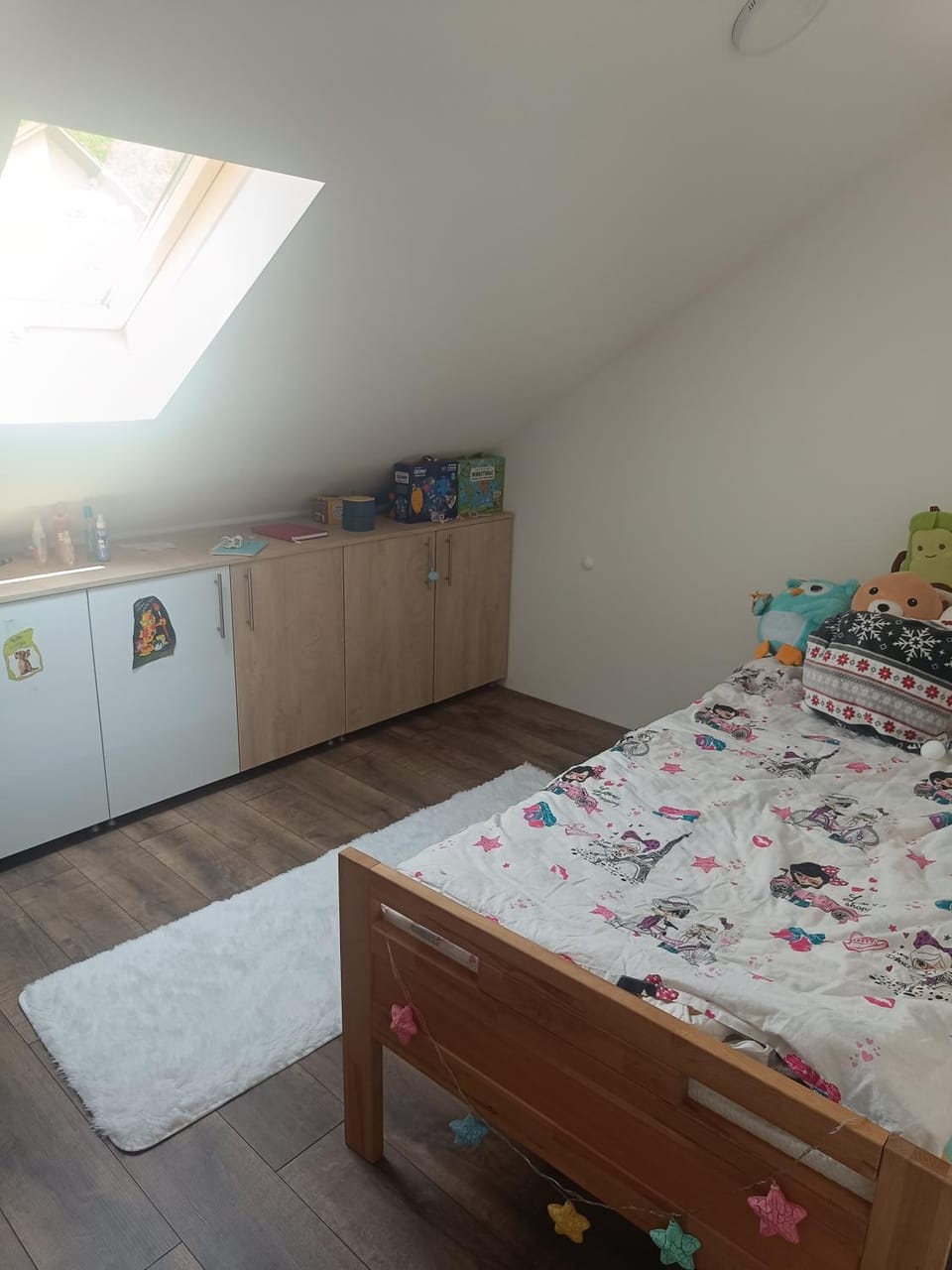 Bed, Photo of the whole room, Bedroom, wardrobe