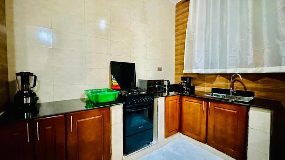 Serenity suites, Kiwatule Apartment in Kampala