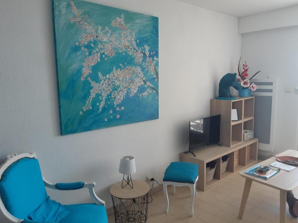 Vue mer exceptionnelle sur la corniche Apartment in Occitanie