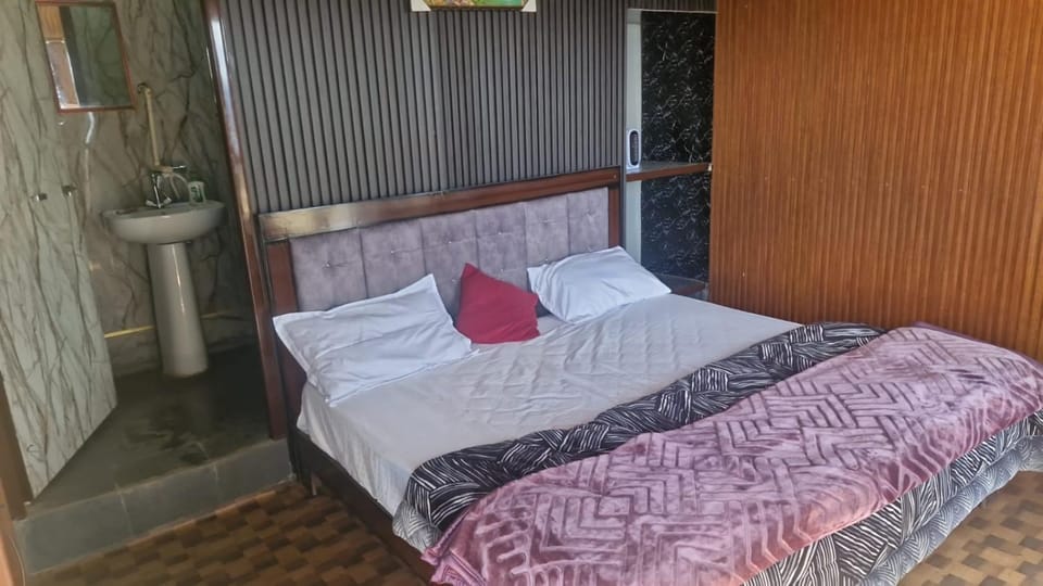 Wild Way Resort Hotel in Uttarakhand