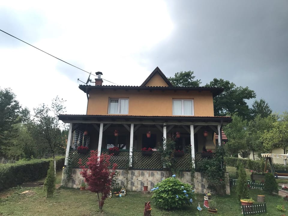 Hondo Holiday Home House in Federation of Bosnia and Herzegovina