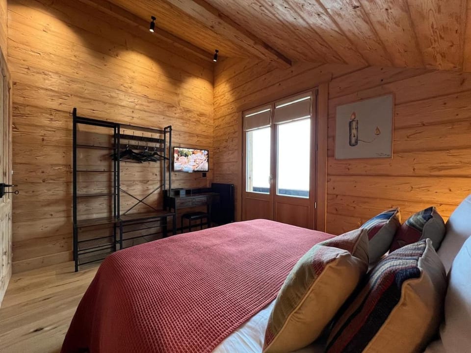 -Les Clématites- Chalet Exclusif, Villars Centre Chalet in Villars-sur-Ollon