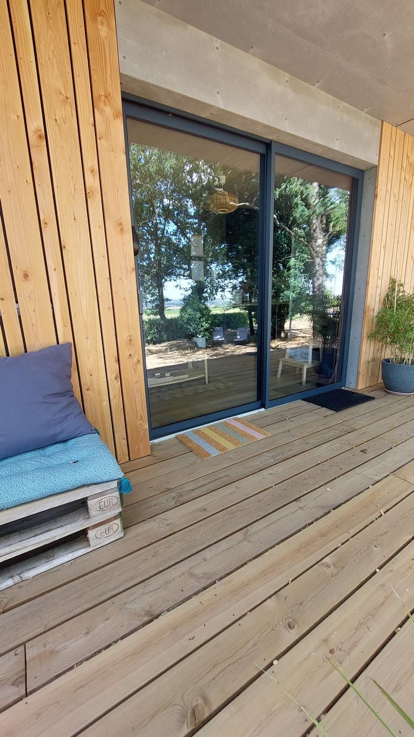 Property building, Balcony/Terrace