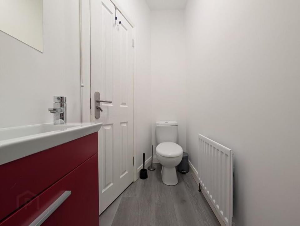 Private Room in Eglantine Avenue in Central Belfast Bed and Breakfast in Belfast