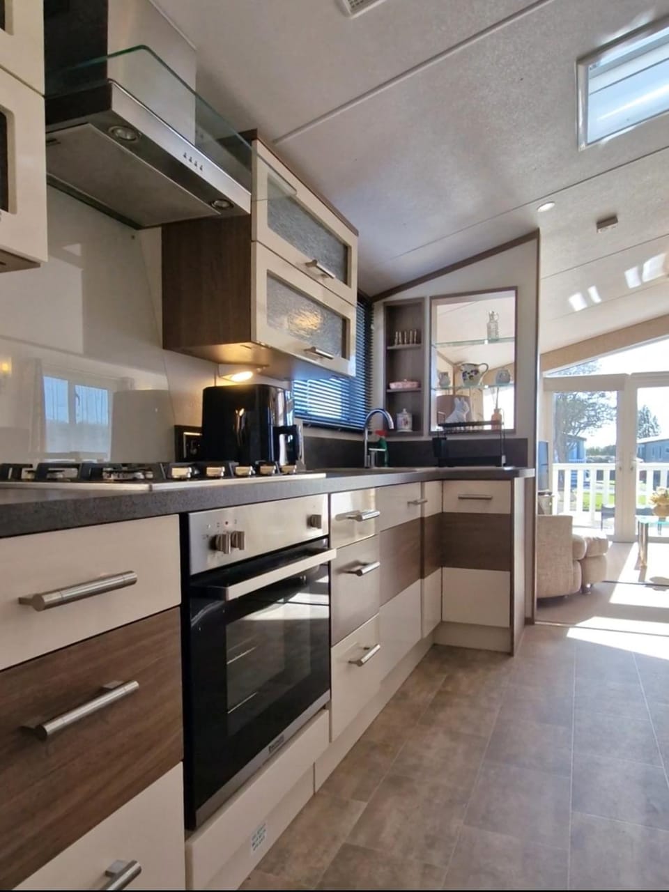 Rainbow lodge, Green Lawns, Selsey House in Selsey