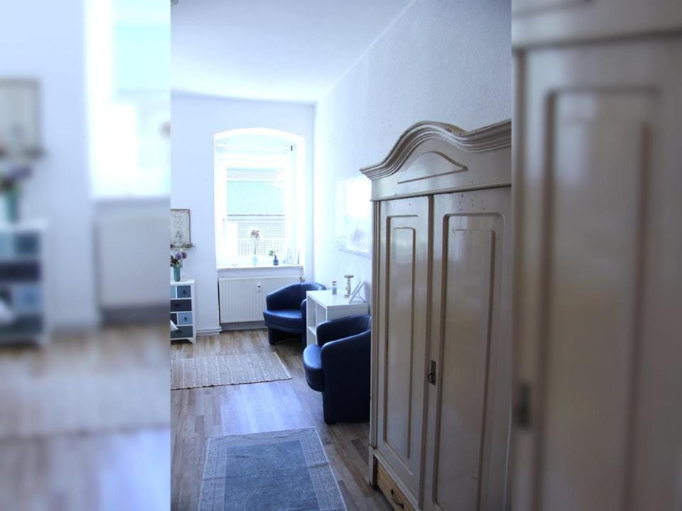 Living room, Seating area, wardrobe