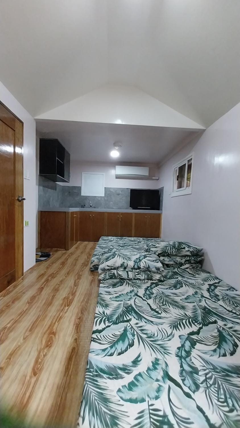 Beachfront Aircon Modern Kubo for 10 pax House in La Union