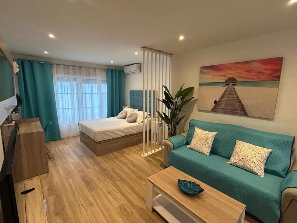 Acogedor estudio en la Carihuela Apartment in Torremolinos