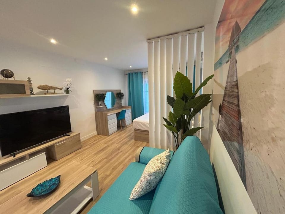 Acogedor estudio en la Carihuela Apartment in Torremolinos