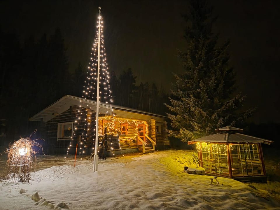 Cabin bear's hide Cabin in Rovaniemi
