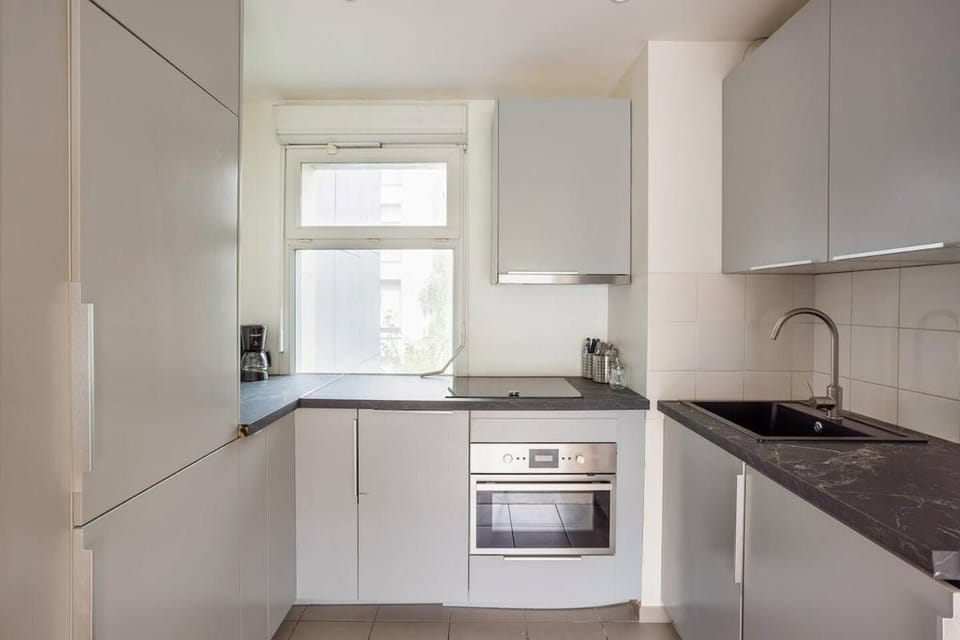 large appartment 2 parking spaces 5mn paris Apartment in Aubervilliers