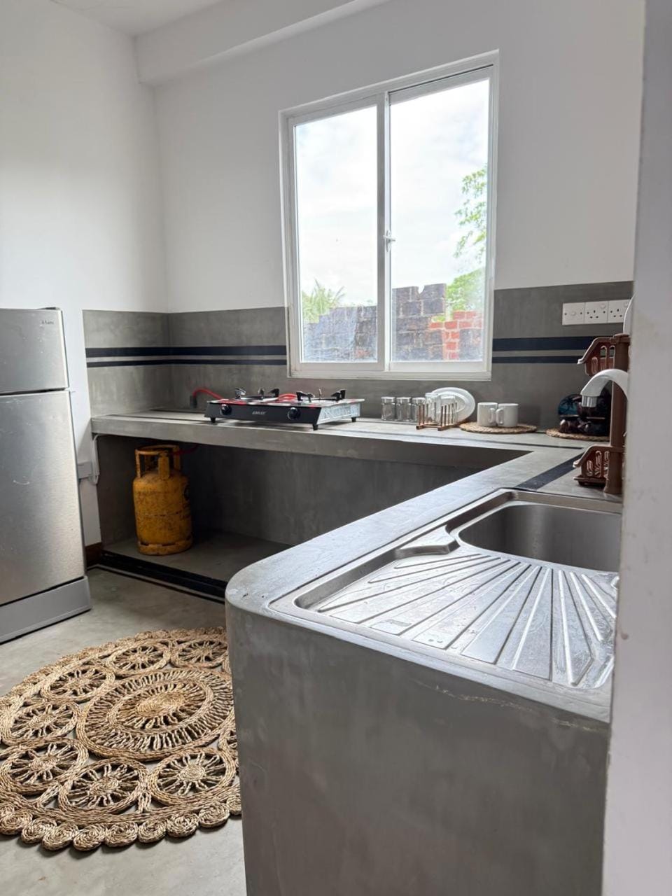 Kitchen or kitchenette, kitchen