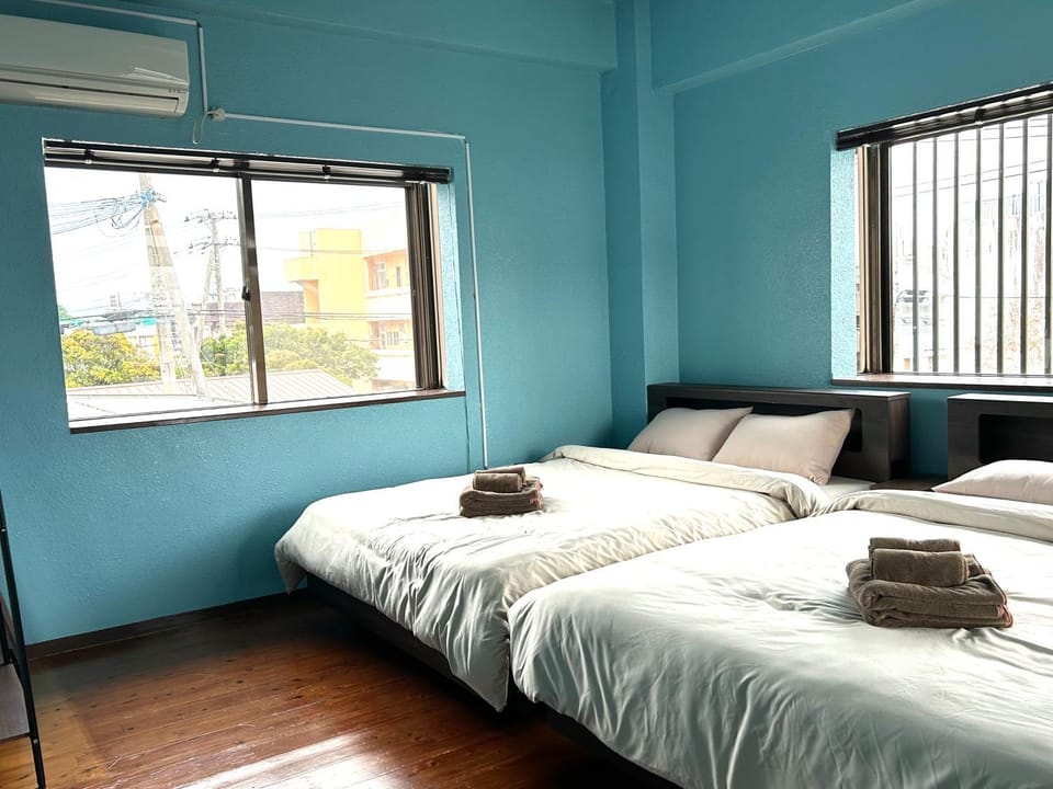 一棟貸しハウスまれち Apartment in Okinawa Prefecture