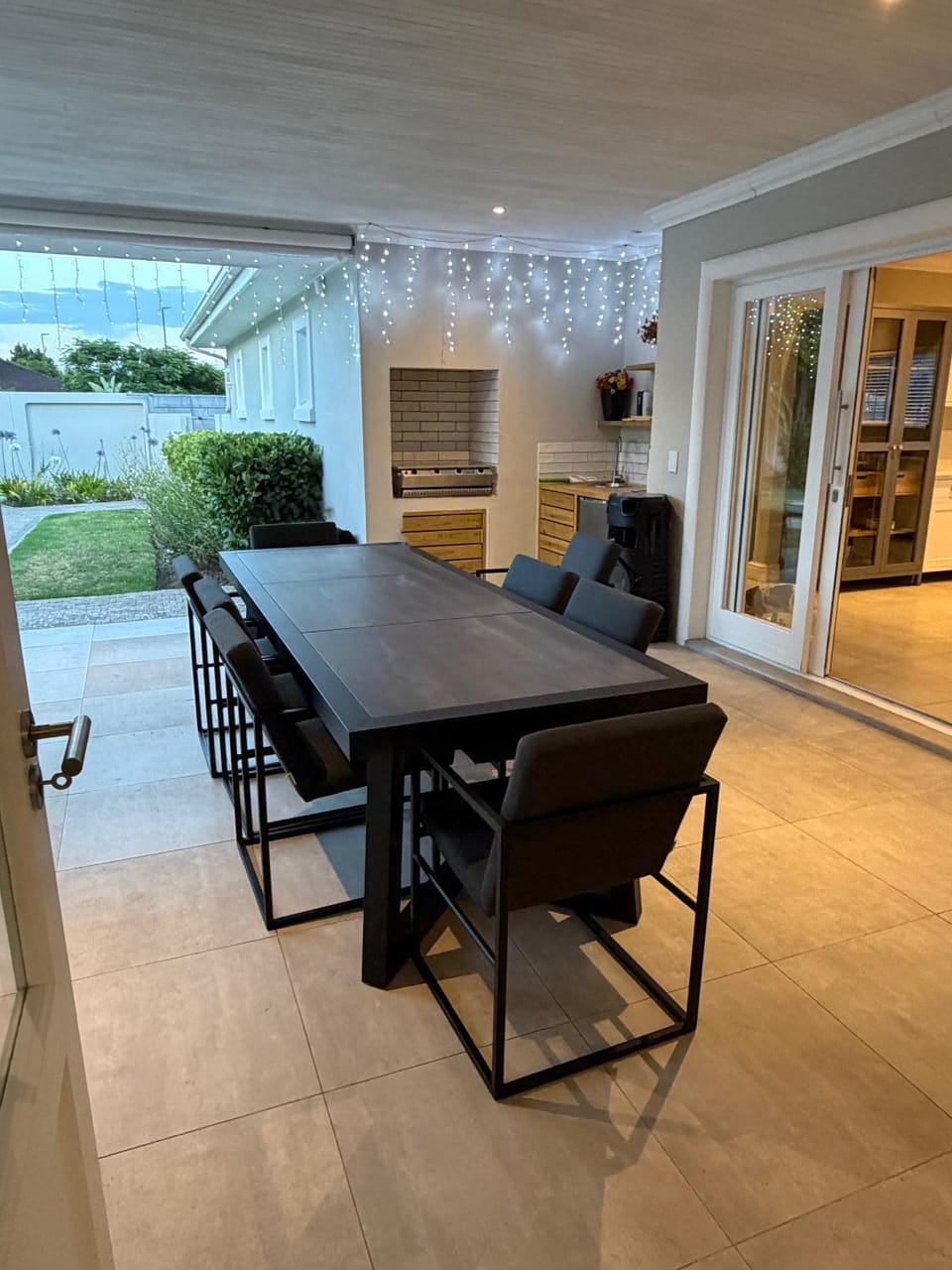 Patio, Dining area