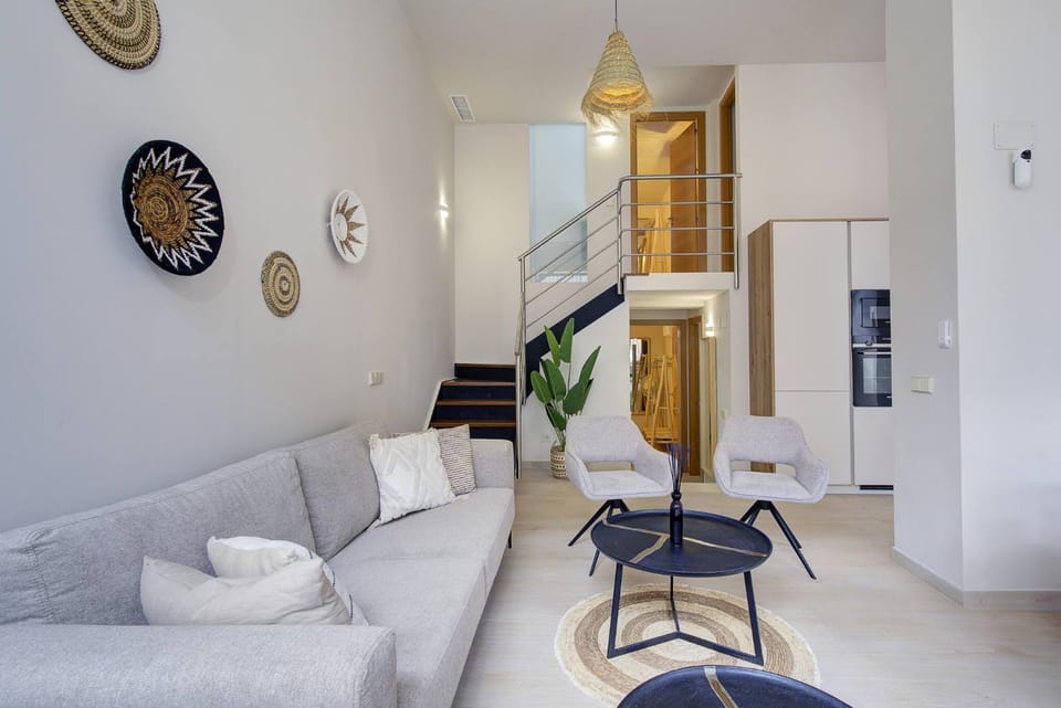 Communal lounge/ TV room, Living room