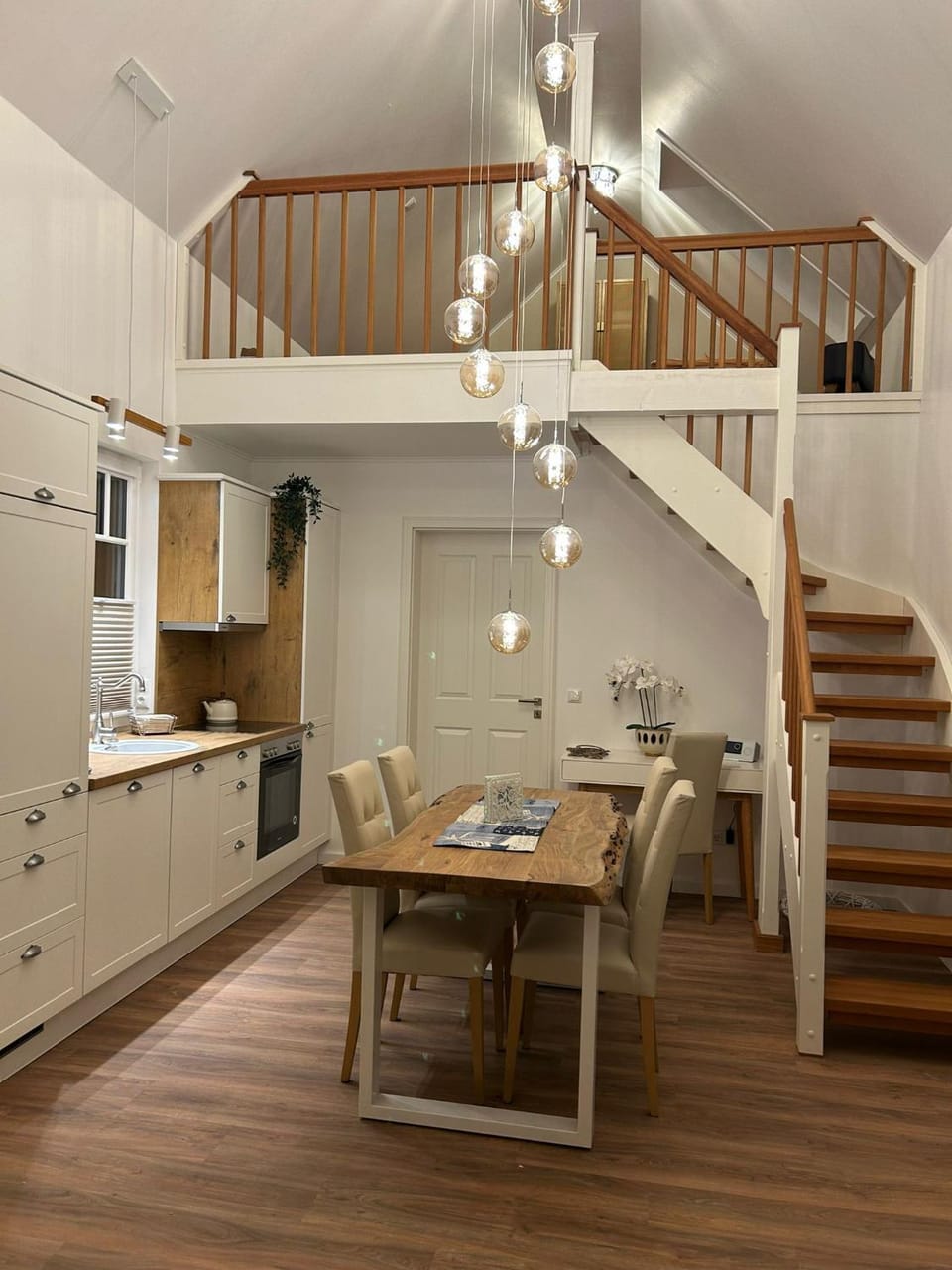 Kitchen or kitchenette, Living room, Food, kitchen