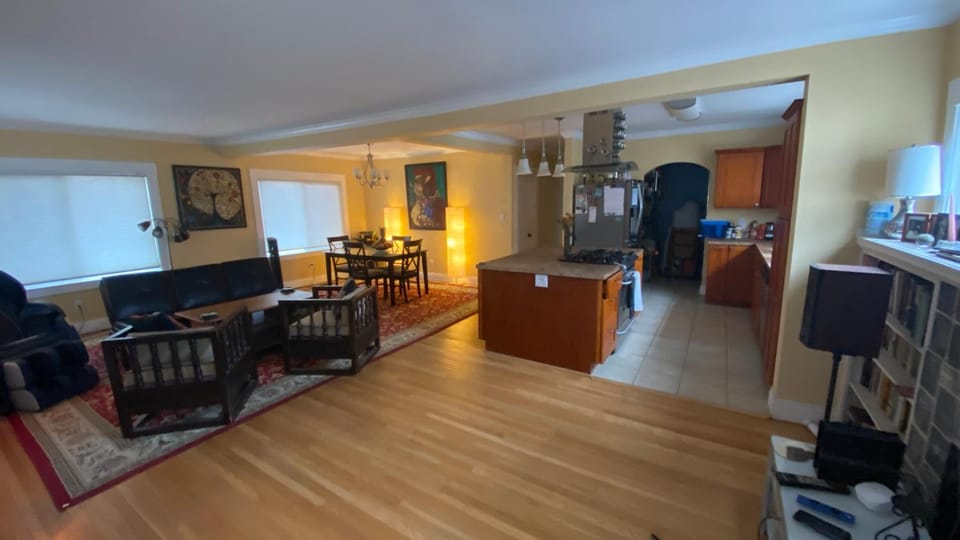 Communal lounge/ TV room, Communal lounge/ TV room, TV and multimedia, Kitchen or kitchenette, Living room, Seating area, Evening entertainment