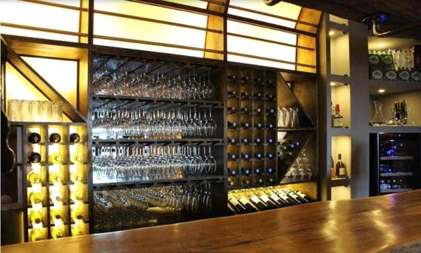 Lounge or bar, Drinks