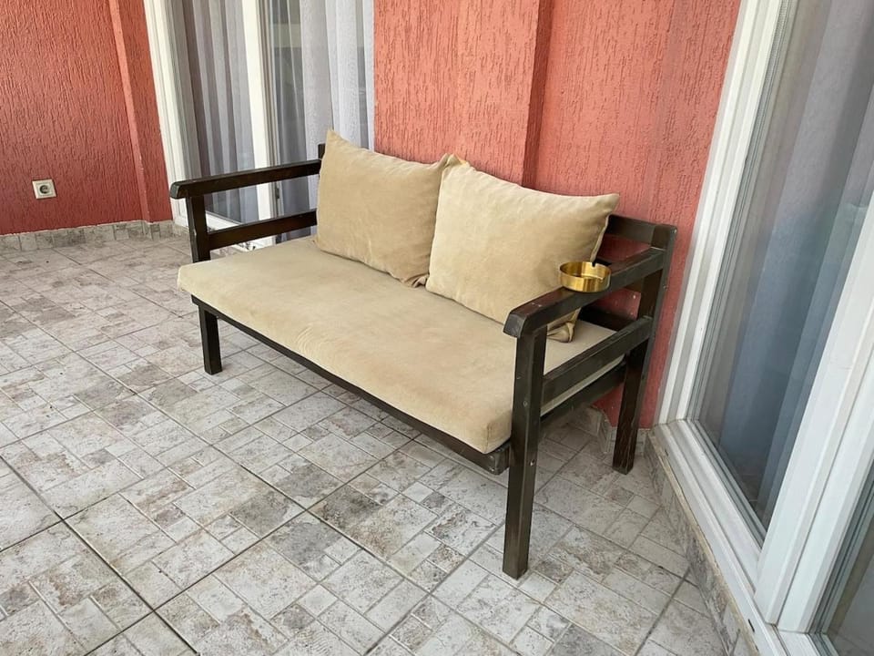 Sunny Apt II - FREE parking Apartment in Serbia