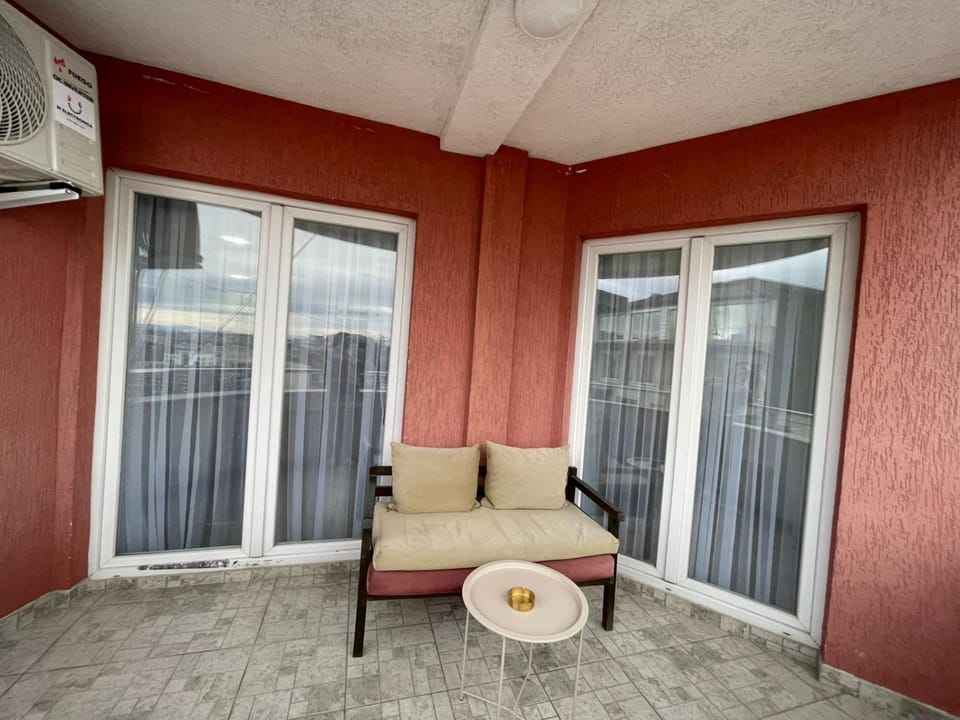 Sunny Apt II - FREE parking Apartment in Serbia