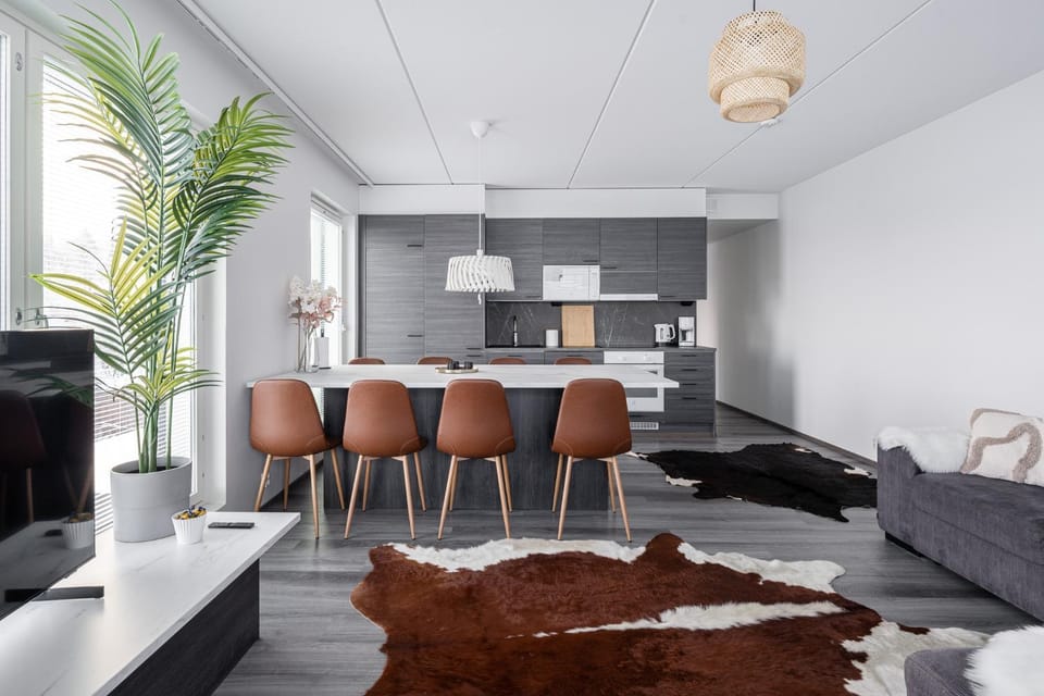 Kitchen or kitchenette, Living room, Seating area, Dining area, stove