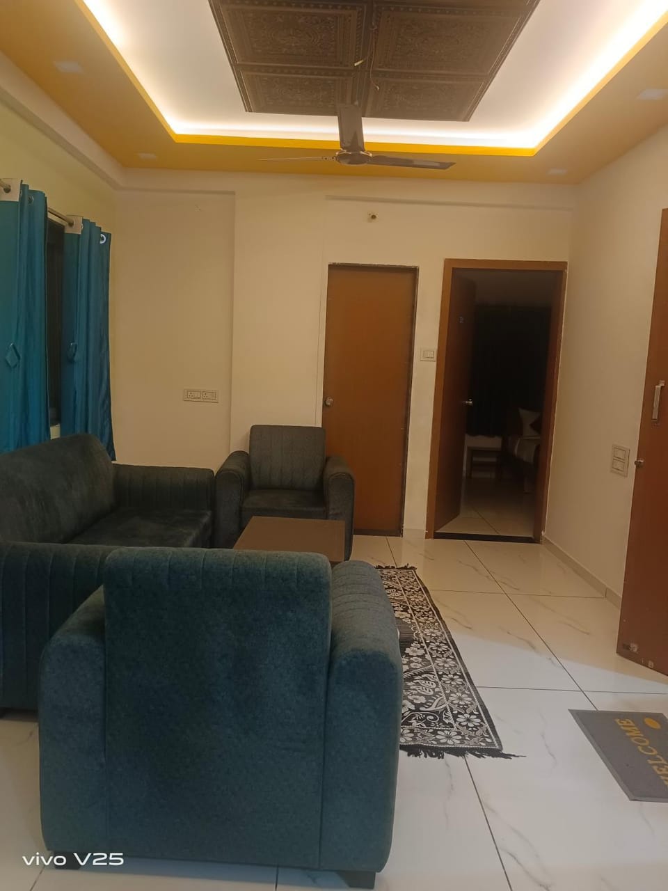 Fully furnished 2 bhk flat Rental unit Apartment in Pune