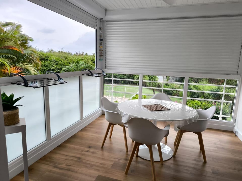 Aux alamandas Apartment in Grande-Terre, Guadeloupe