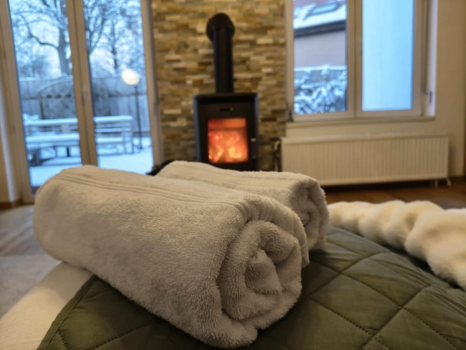 Gemütliches Haus mit Gartenlounge im Wienerwald House in Austria
