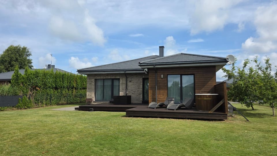 Property building, Balcony/Terrace