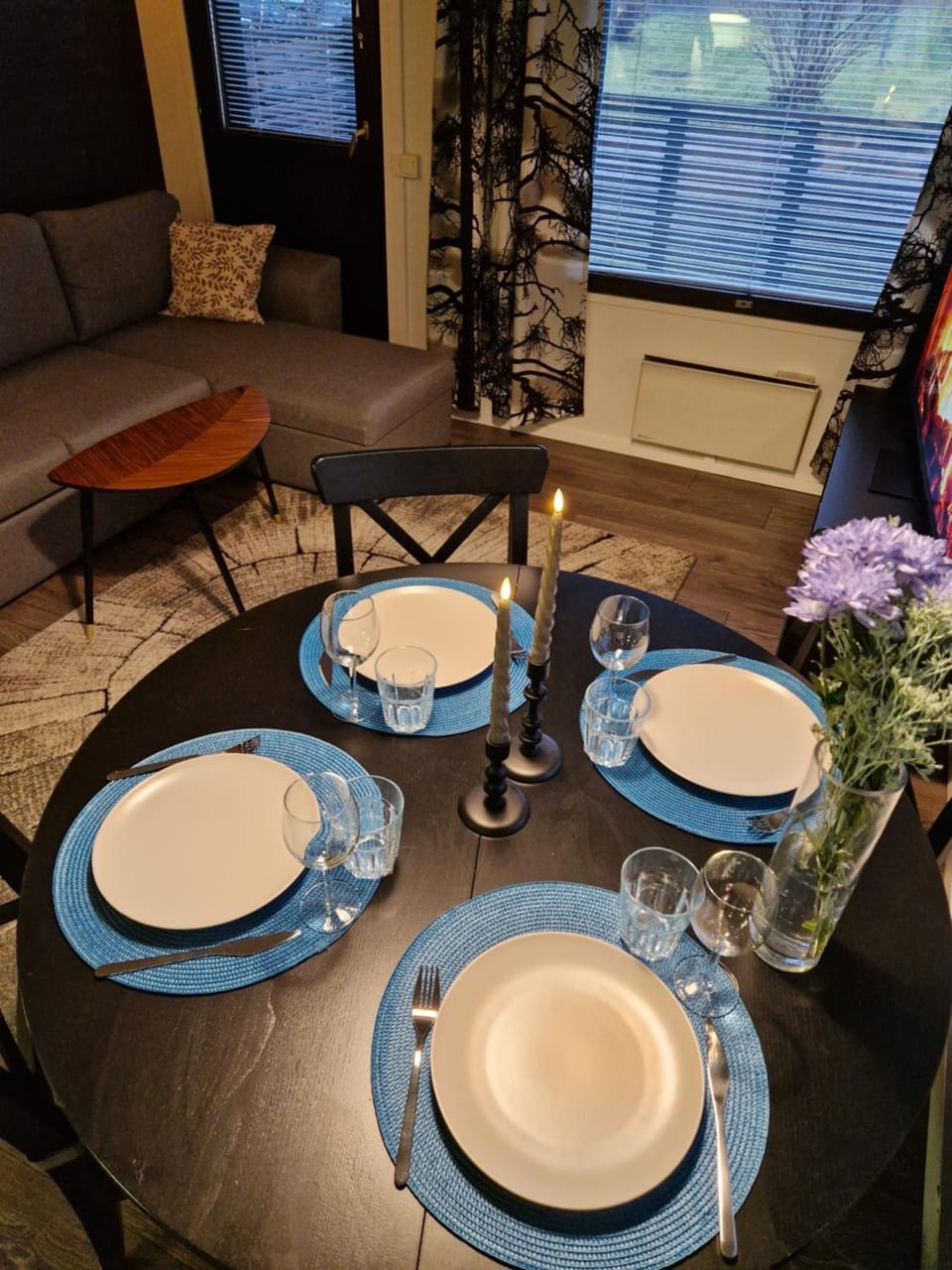 Living room, Dining area