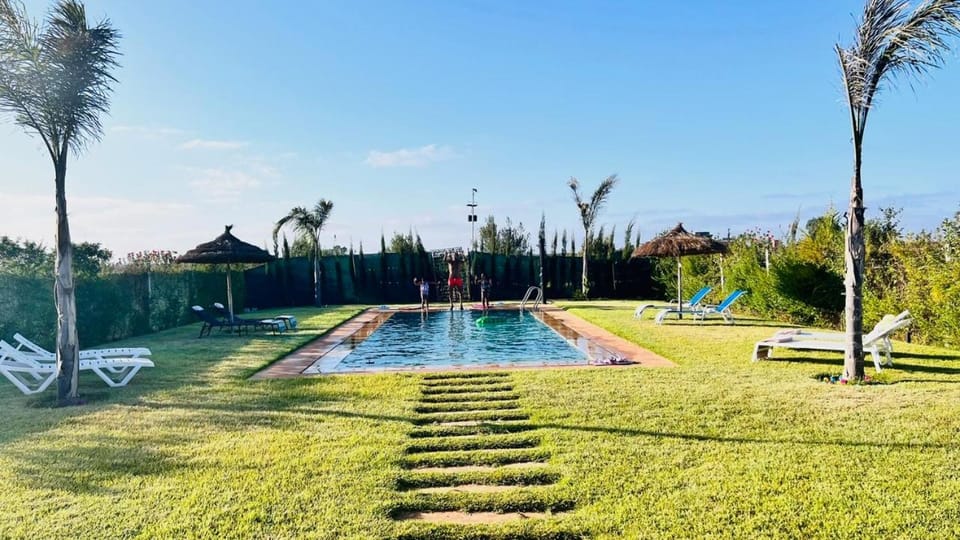 Natural landscape, Garden, Garden view, Pool view, Swimming pool, sunbed