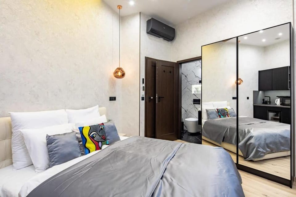Ultra Central - Stylish Studio Apartment in Budapest