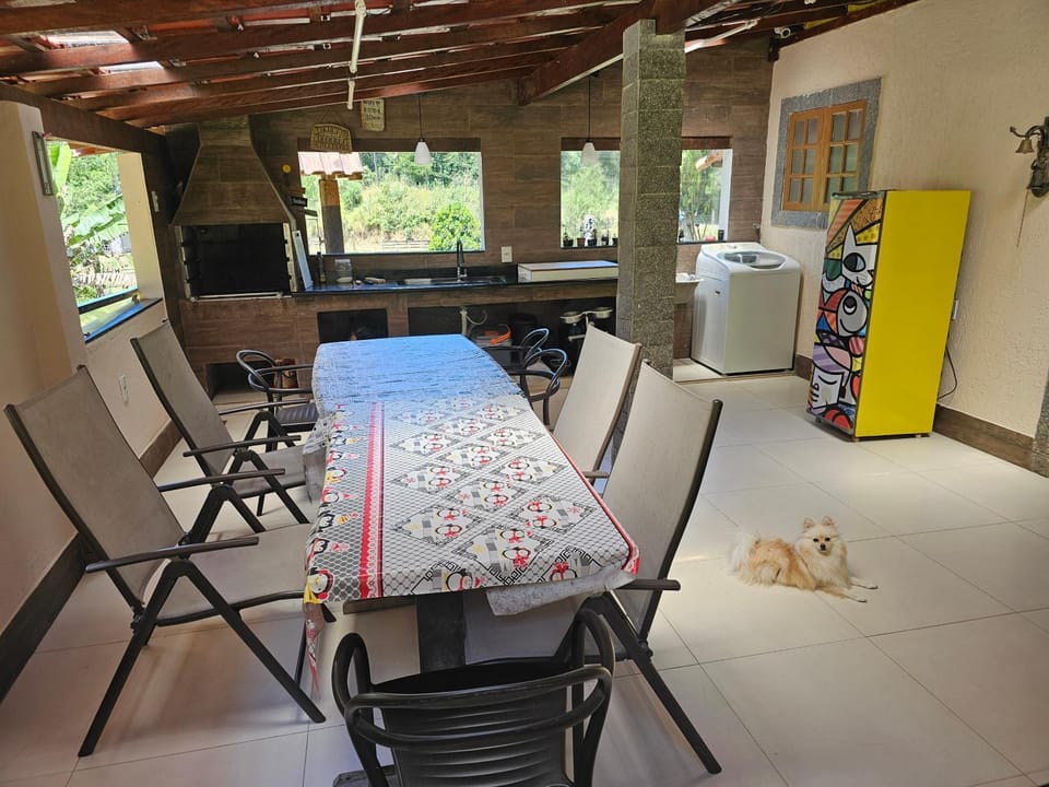 BBQ facilities, Seating area
