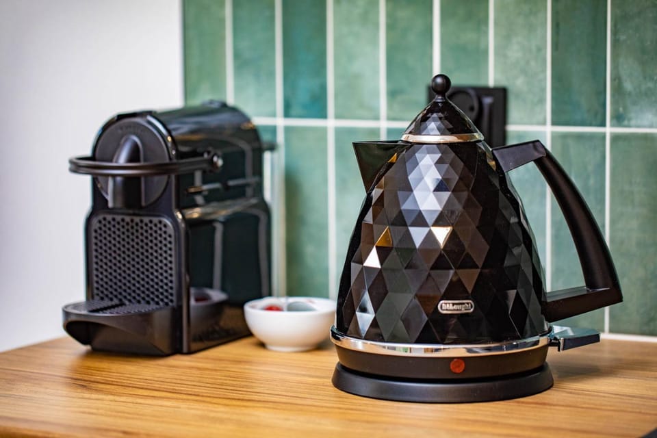 Coffee/tea facilities, Kitchen or kitchenette