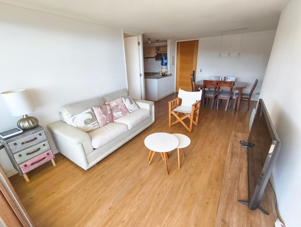 Depto para 5 con vista al mar, bosque y piscina Apartment in Valparaíso Region