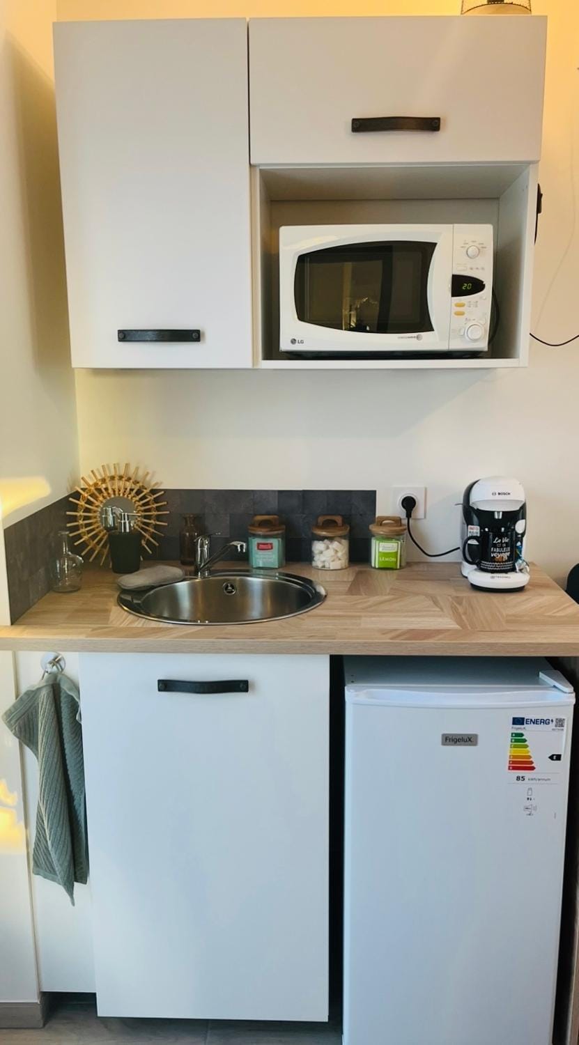 Coffee/tea facilities, Kitchen or kitchenette