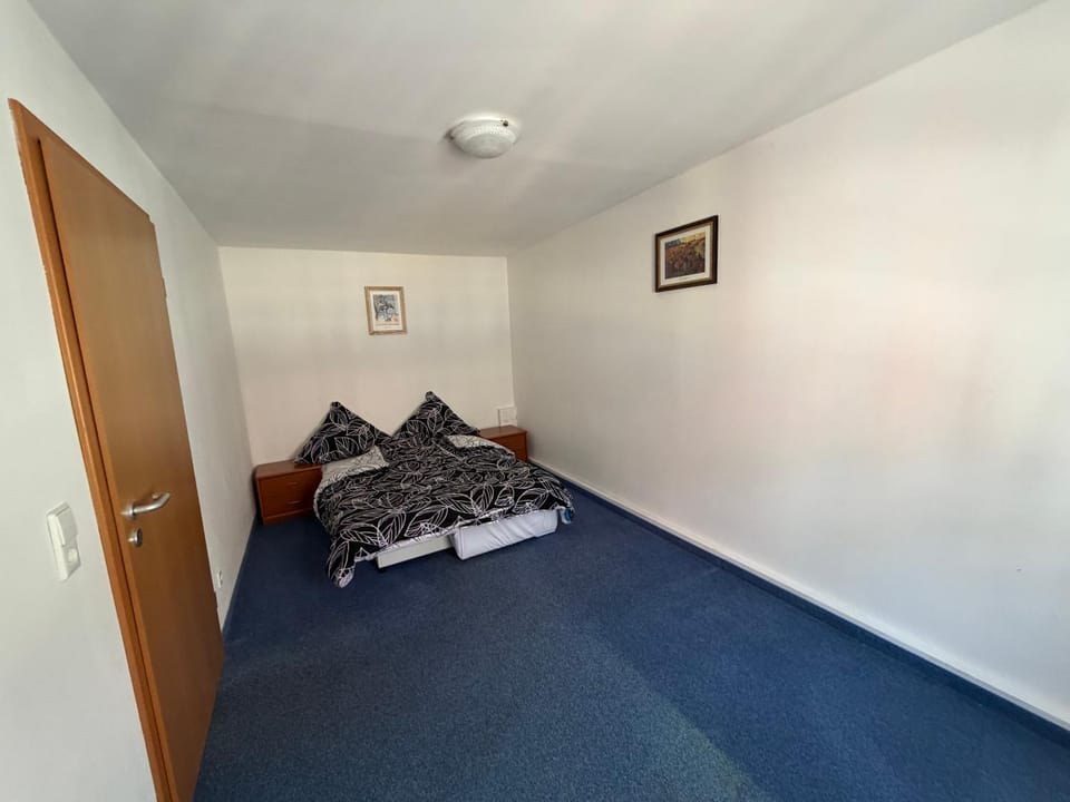 Hotel Iris- Pizzeria Ristorante La Taverna Hotel in Meersburg