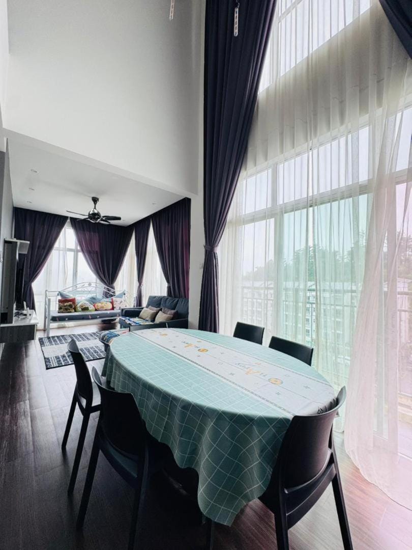 AYAAN Foosball Penthouse at Golden Hill with Private Parking and Netflix Apartment in Brinchang