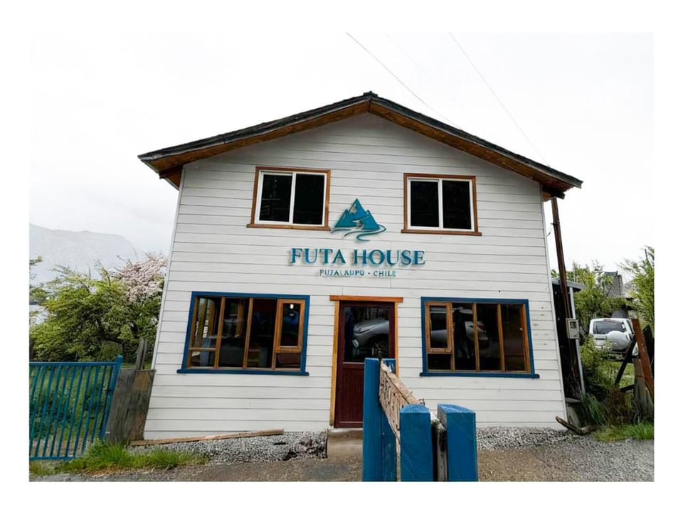 Futa House Bed and Breakfast in Los Lagos, Chile