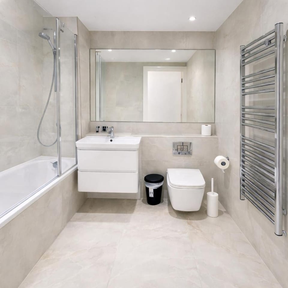 Upton park Plaistow East Ham Canning Town Apartment in London Apartment in London