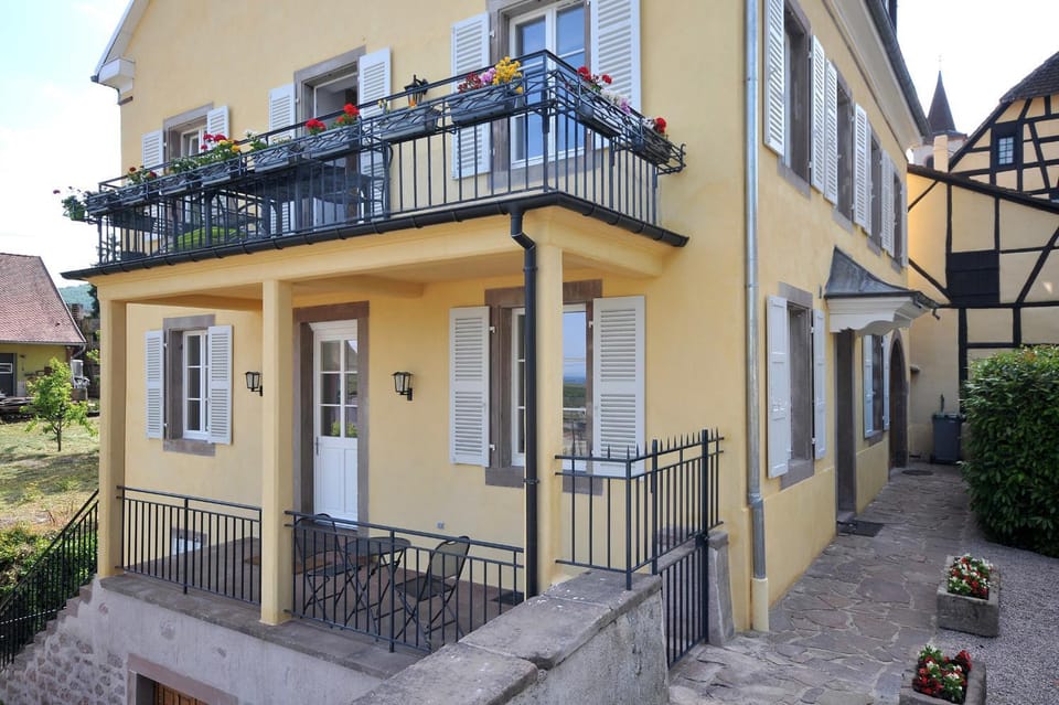 Balcony/Terrace, Internal: Not applicable to any particular room