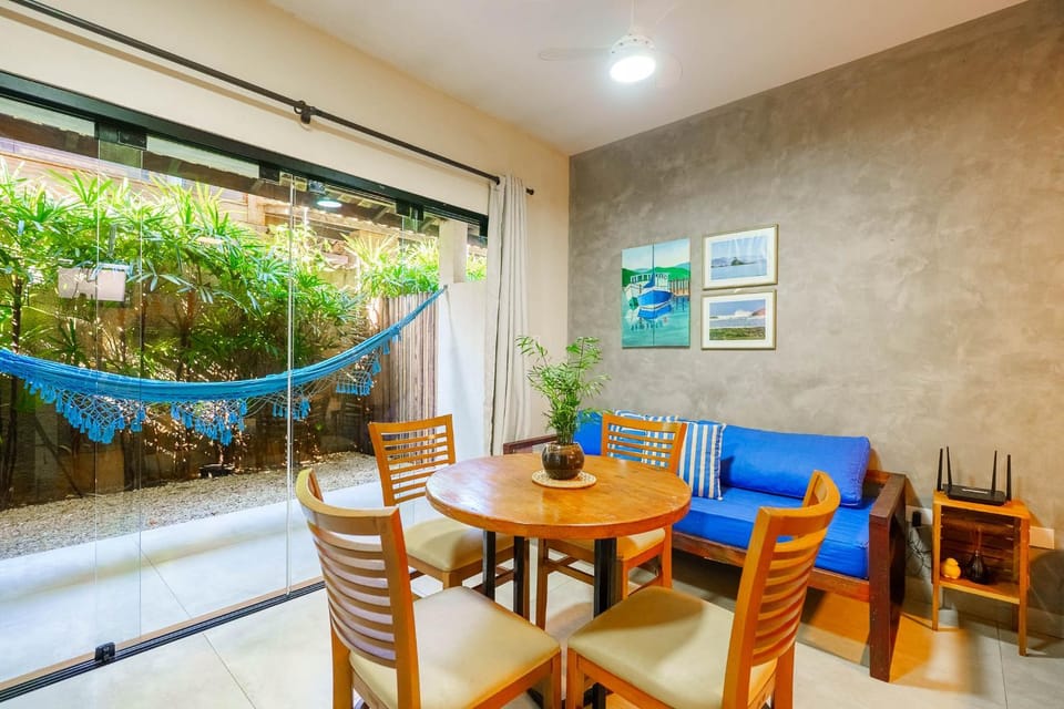 Living room, Garden view